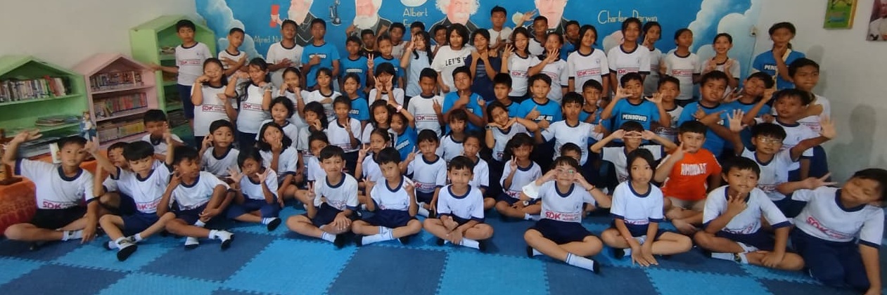 Para siswa SD Kanisius tercinta